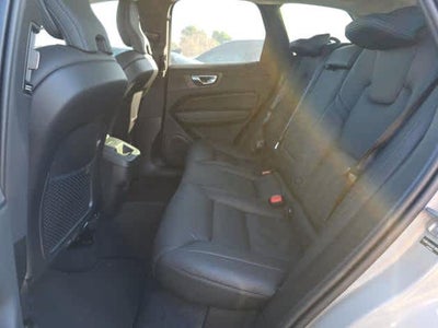 2025 Volvo XC60 Plus
