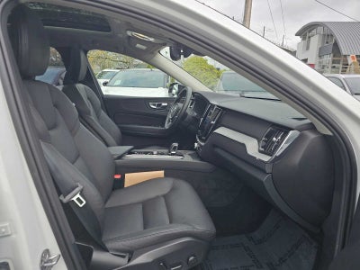 2025 Volvo XC60 Plus