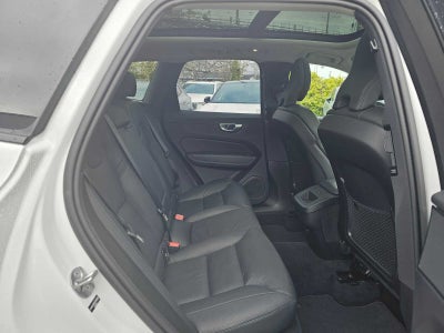 2025 Volvo XC60 Plus