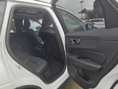2025 Volvo XC60 Plus