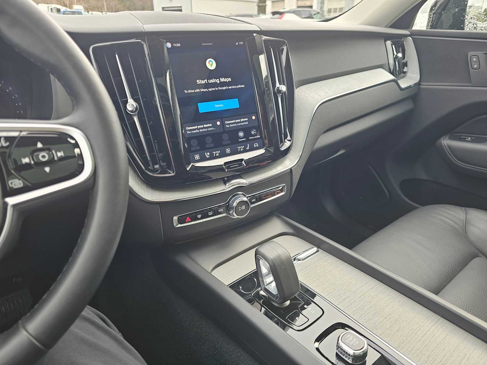 2025 Volvo XC60 Plus