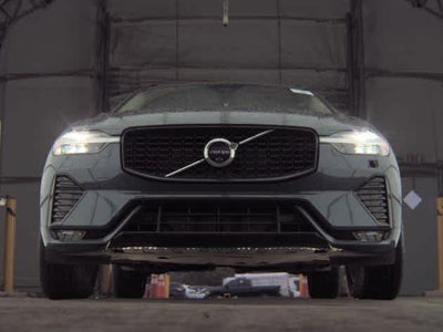 2025 Volvo XC60 Plus