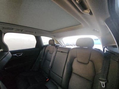 2025 Volvo XC60 Plus