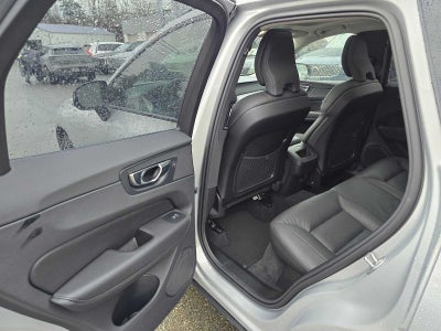 2025 Volvo XC60 Plus