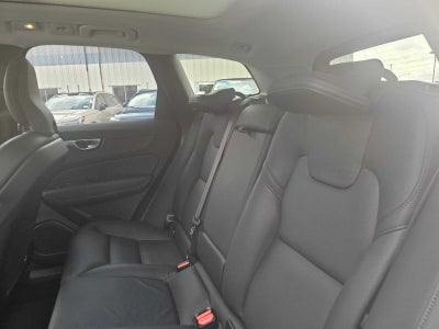 2025 Volvo XC60 Plus
