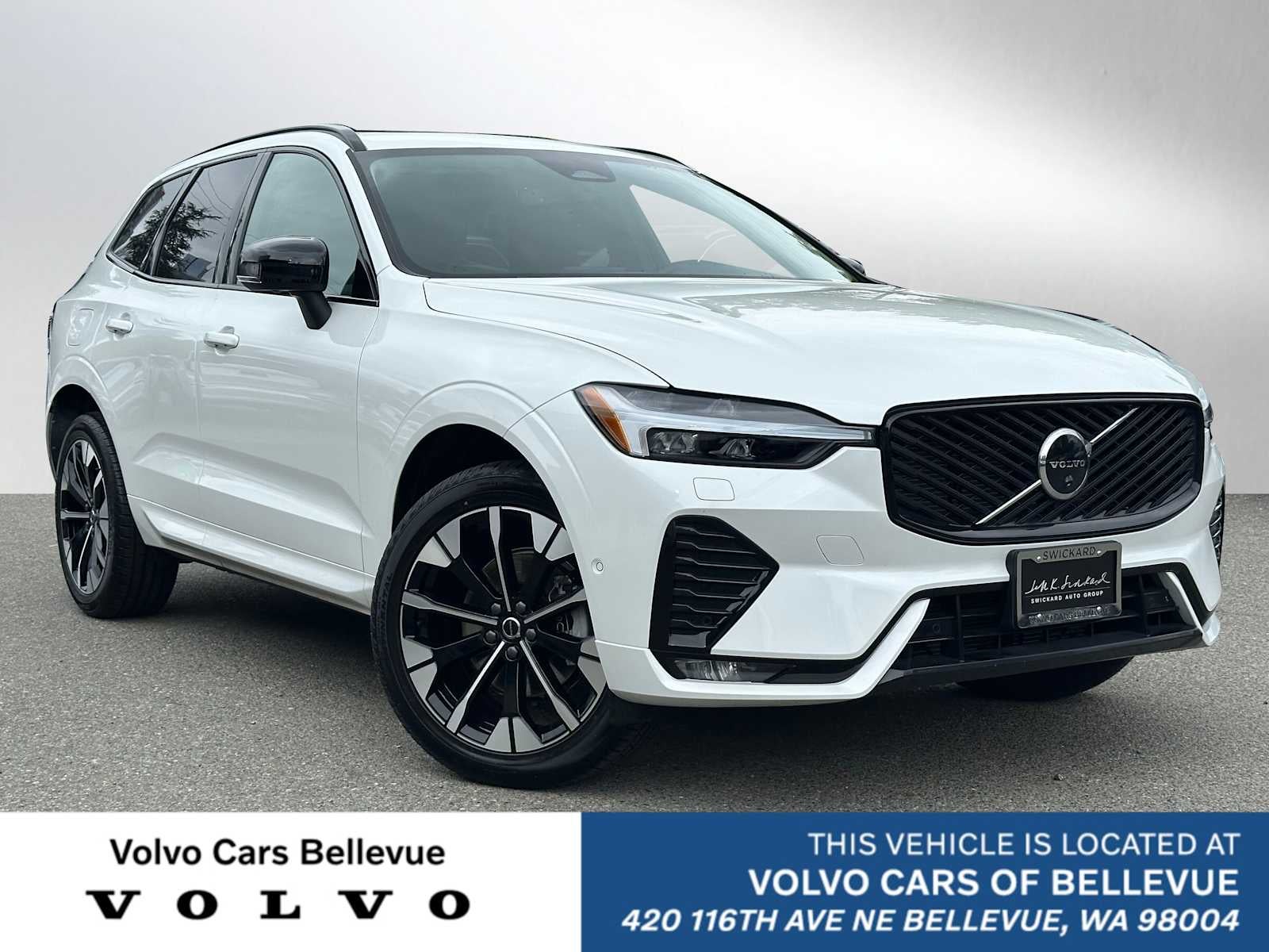 2026 Volvo XC60 Plus