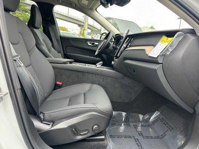2026 Volvo XC60 Plus