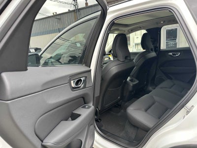 2026 Volvo XC60 Plus