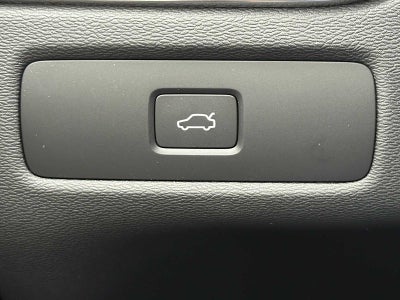 2026 Volvo XC60 Plus
