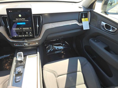 2026 Volvo XC60 Plus