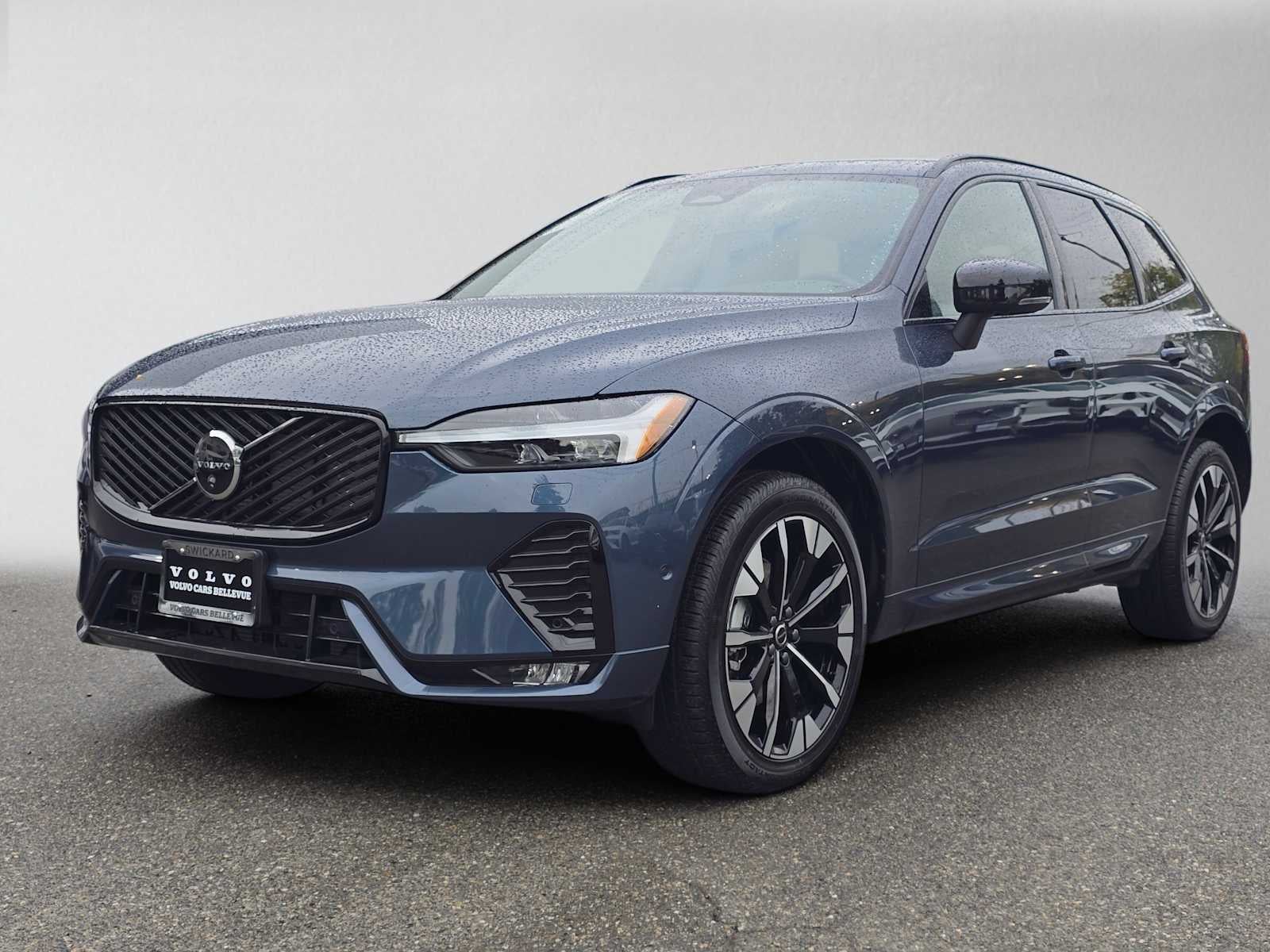 2026 Volvo XC60 Plus
