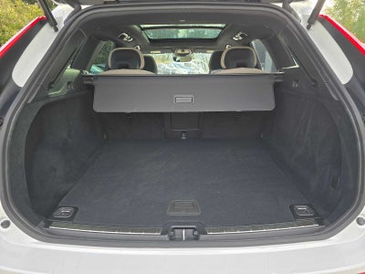 2026 Volvo XC60 Plus