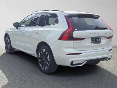 2026 Volvo XC60 Plus