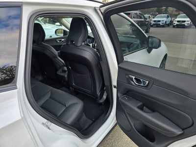 2025 Volvo XC60 Plus