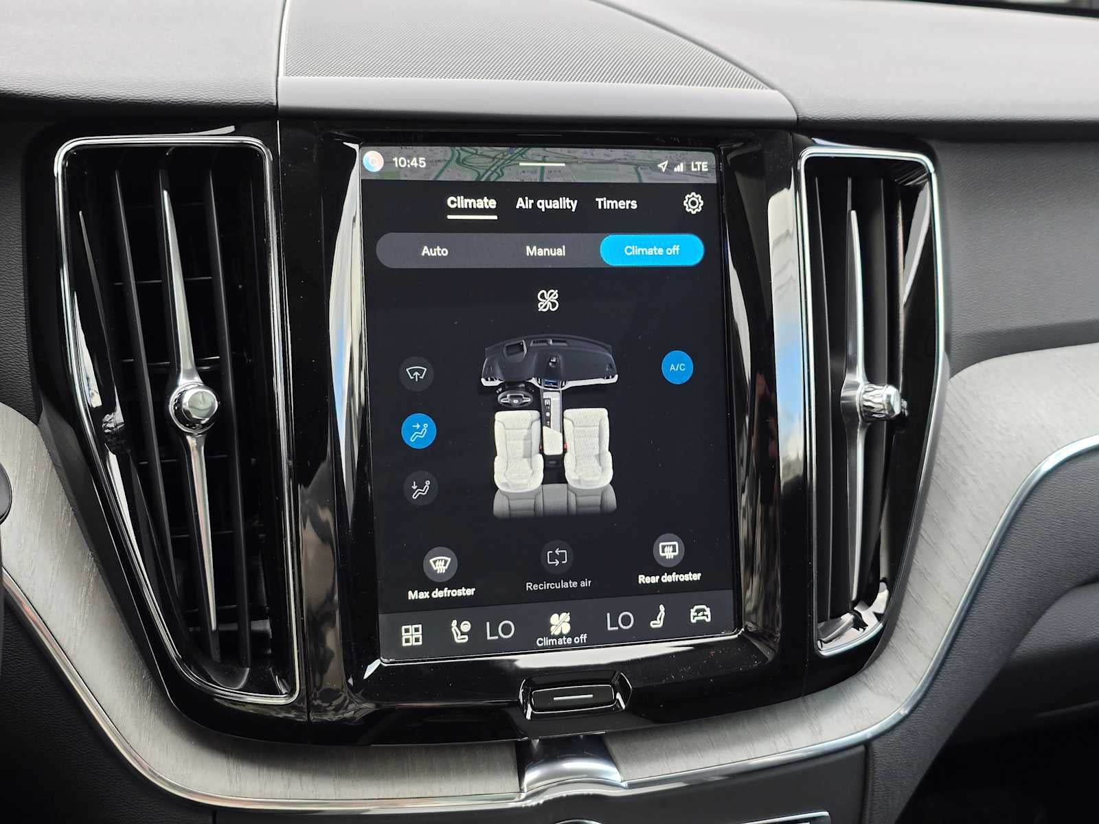 2025 Volvo XC60 Plus