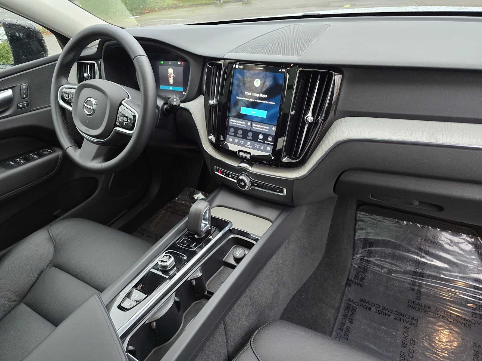 2025 Volvo XC60 Plus