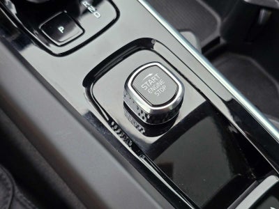 2025 Volvo XC60 Plus