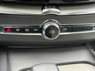 2025 Volvo XC60 Plus