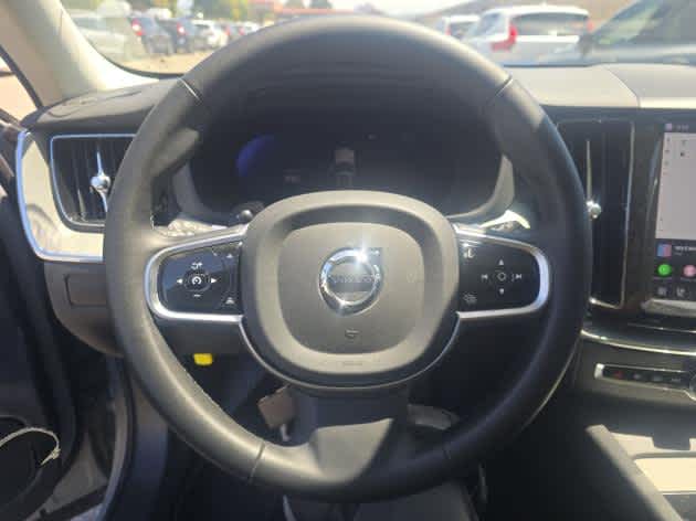 2025 Volvo XC60 Plus