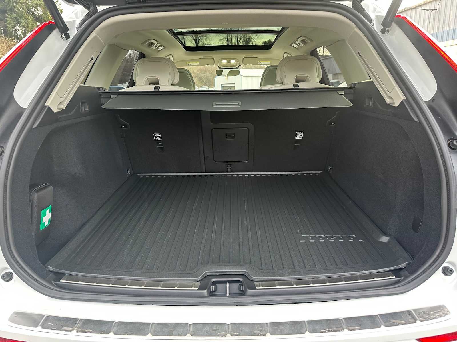 2025 Volvo XC60 Plus