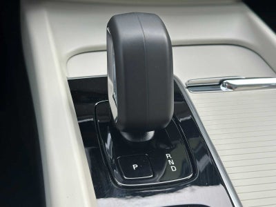 2025 Volvo XC60 Plus
