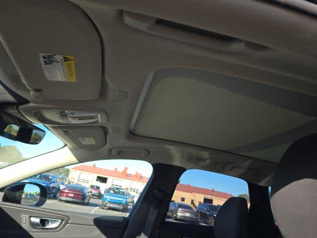 2025 Volvo XC60 Plus