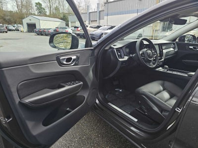 2025 Volvo XC60 Plus