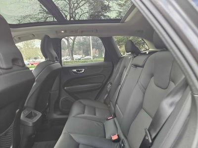 2025 Volvo XC60 Plus