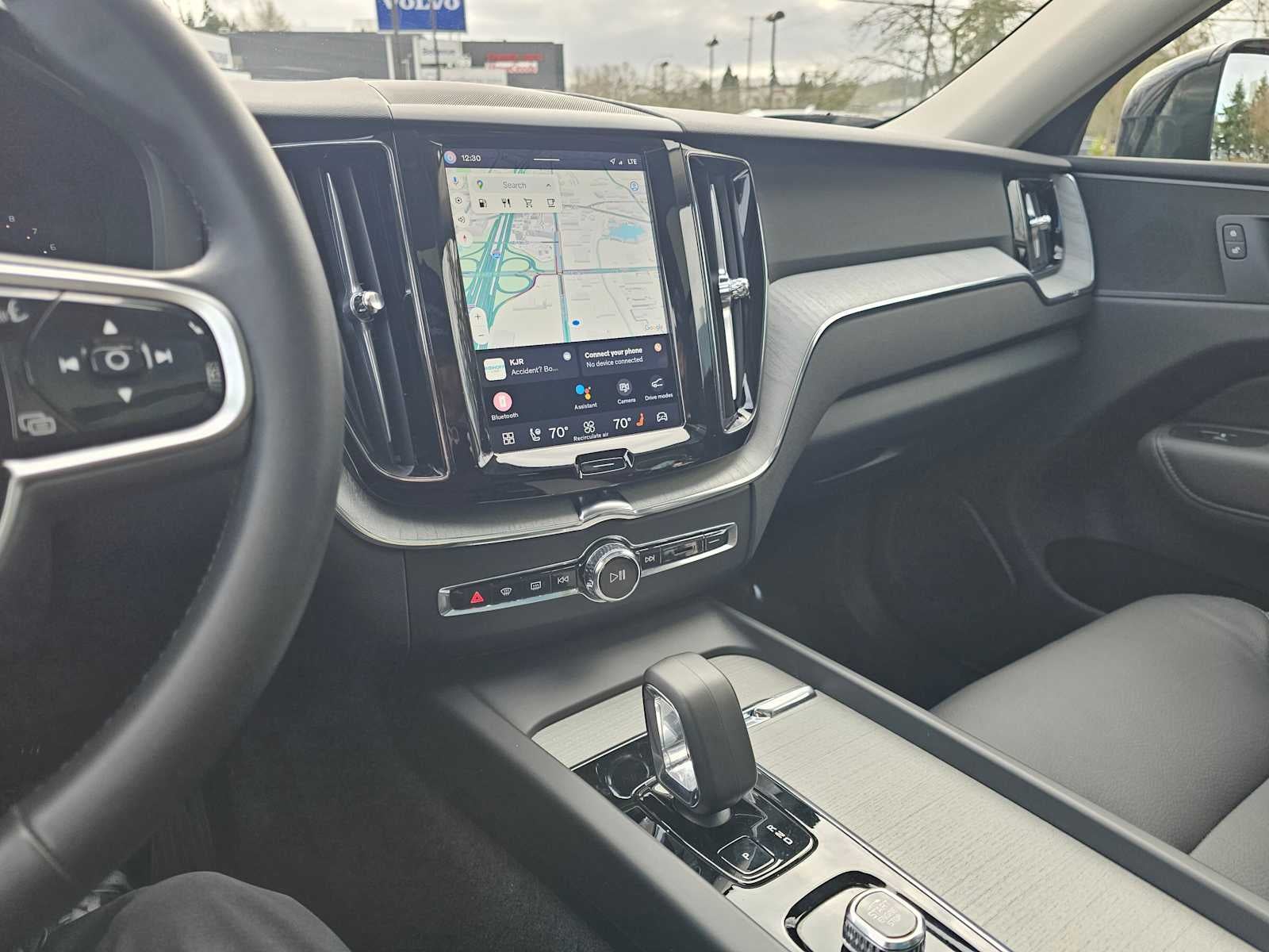 2025 Volvo XC60 Plus