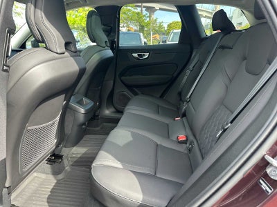 2026 Volvo XC60 Plus