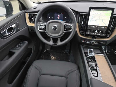 2026 Volvo XC60 Plus