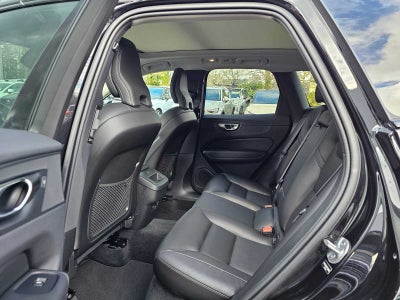 2025 Volvo XC60 Core