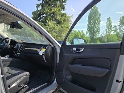 2026 Volvo XC60 Core