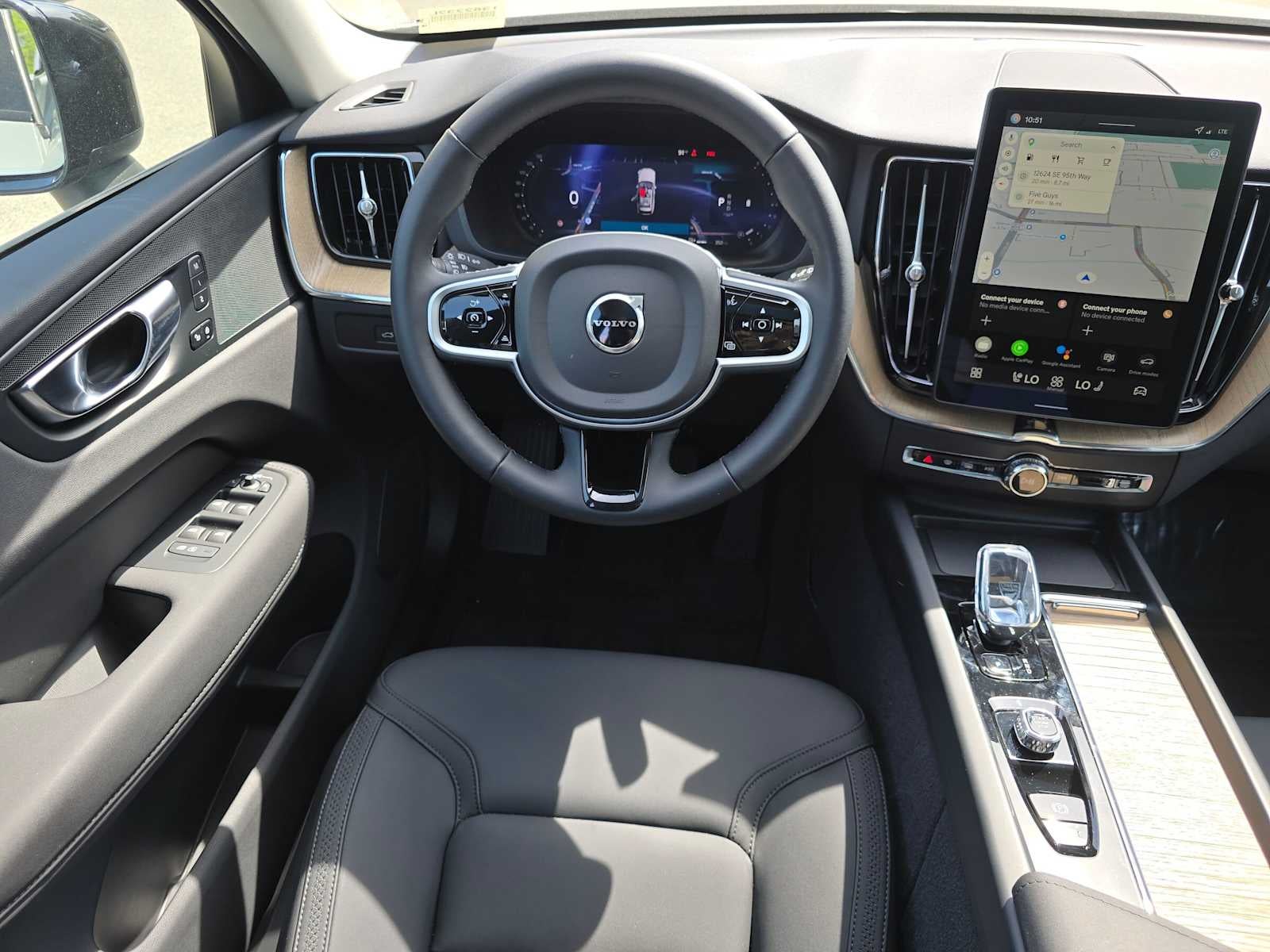 2026 Volvo XC60 Core