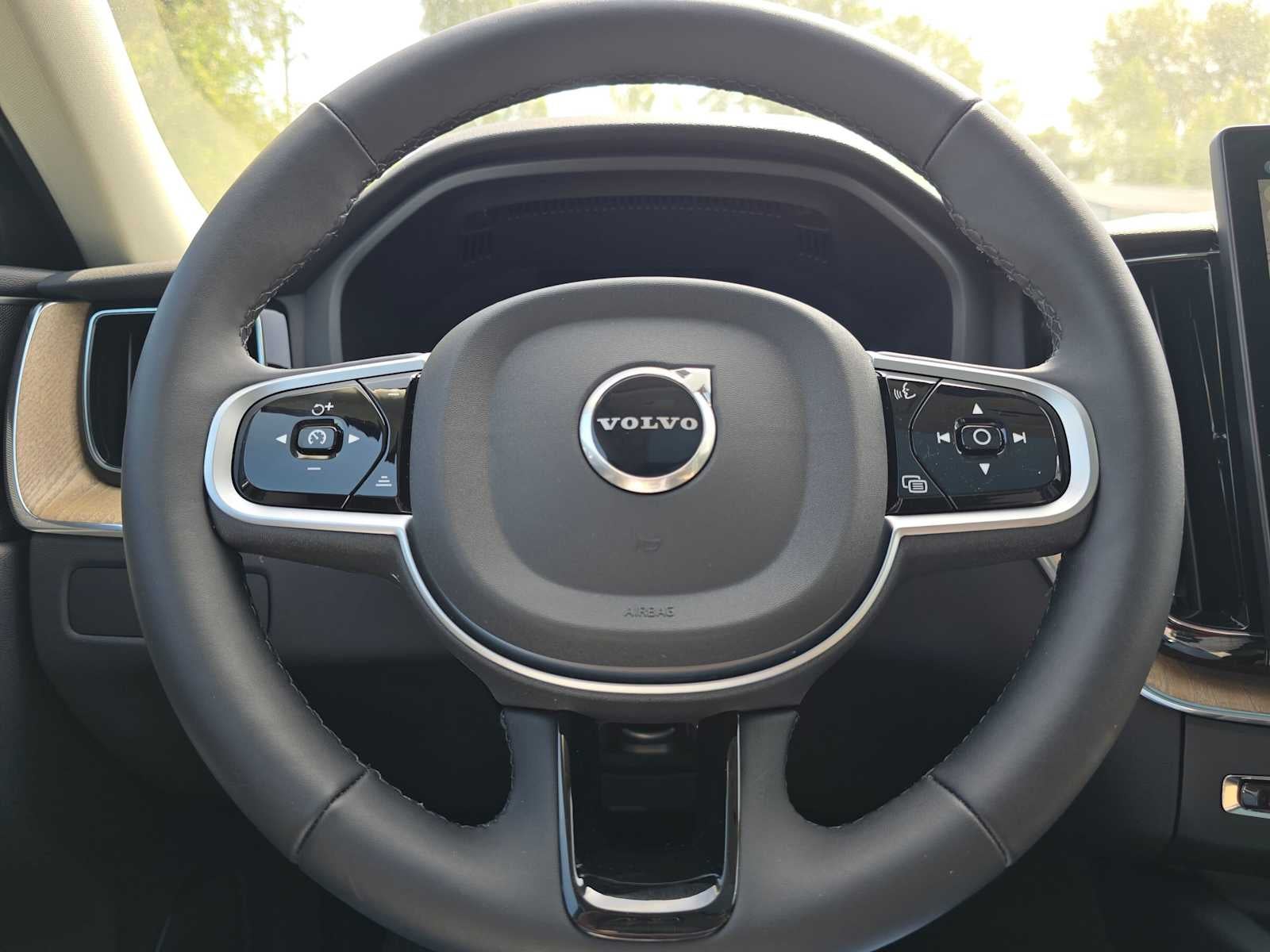 2026 Volvo XC60 Core