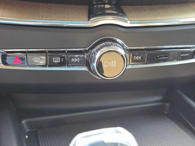 2026 Volvo XC60 Core