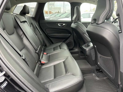 2025 Volvo XC60 Core