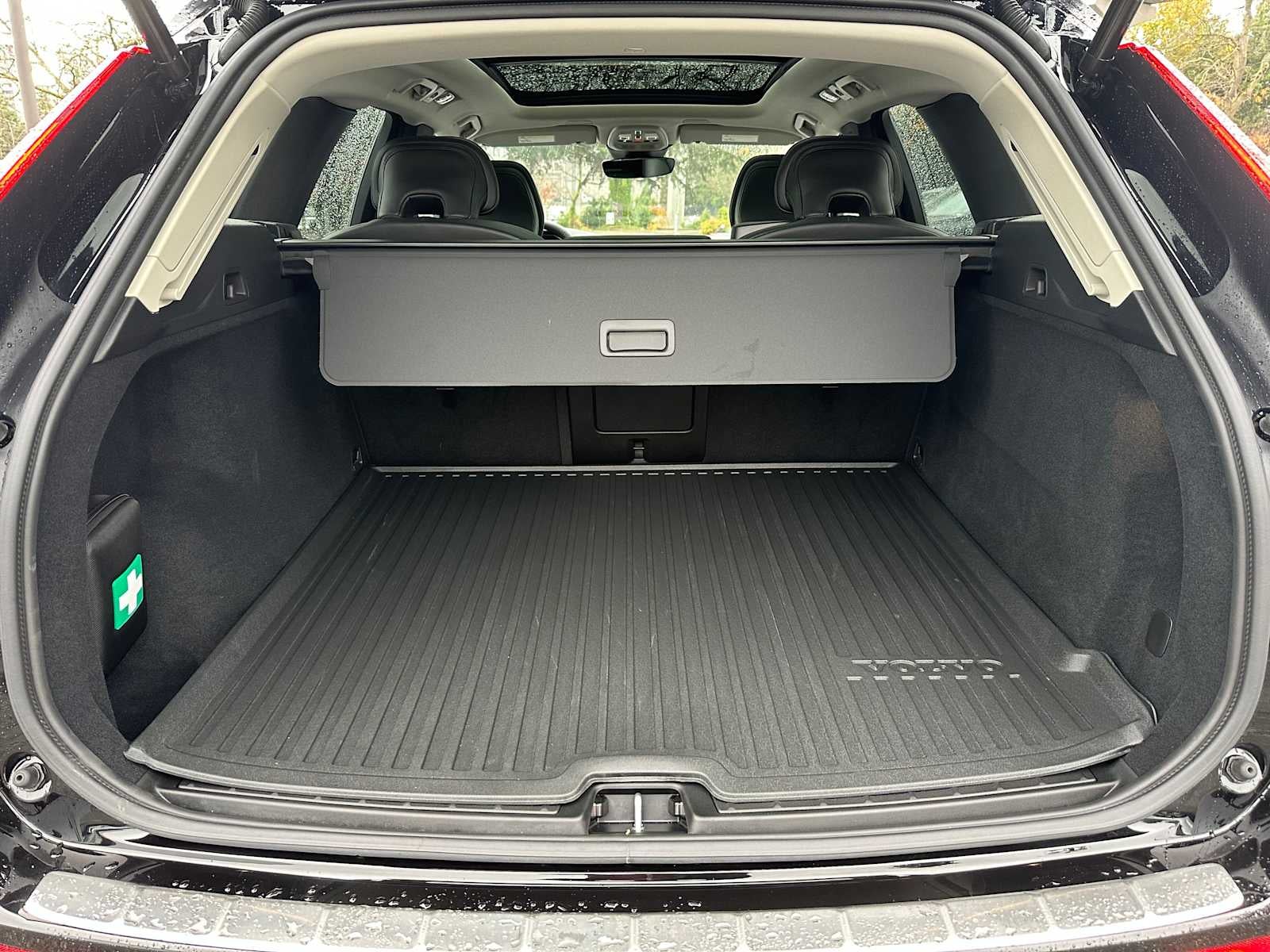 2025 Volvo XC60 Core