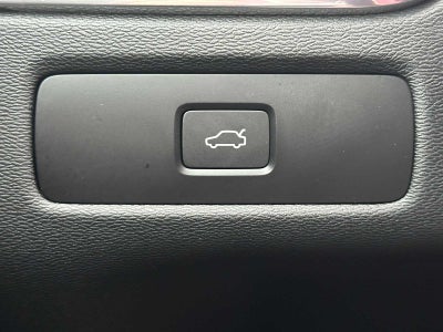 2025 Volvo XC60 Core