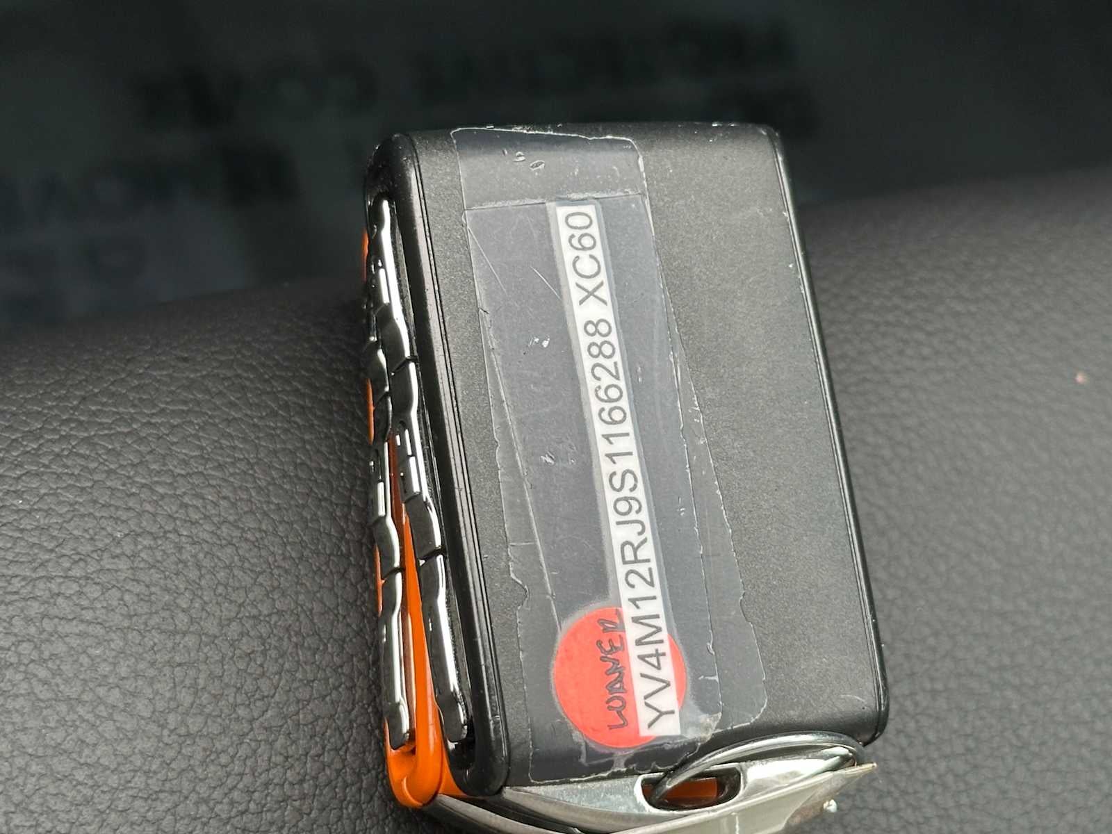 2025 Volvo XC60 Core