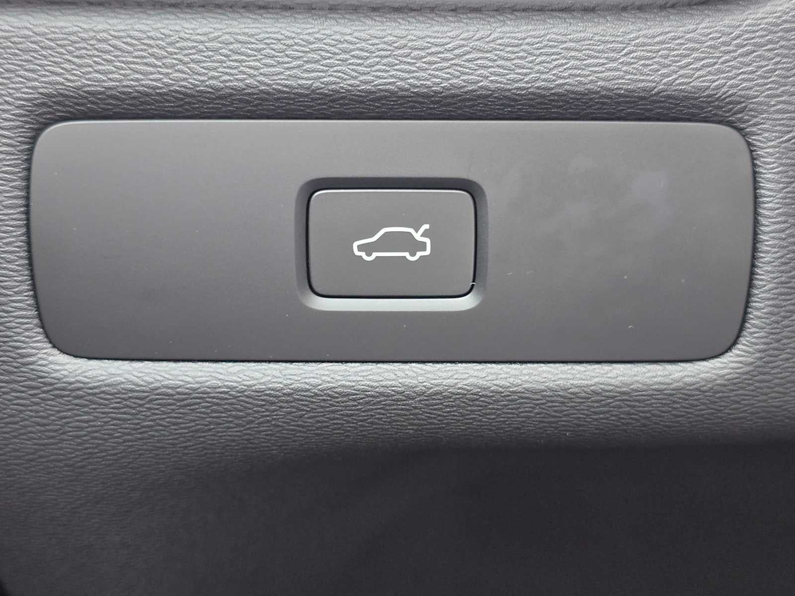 2026 Volvo XC60 Ultra