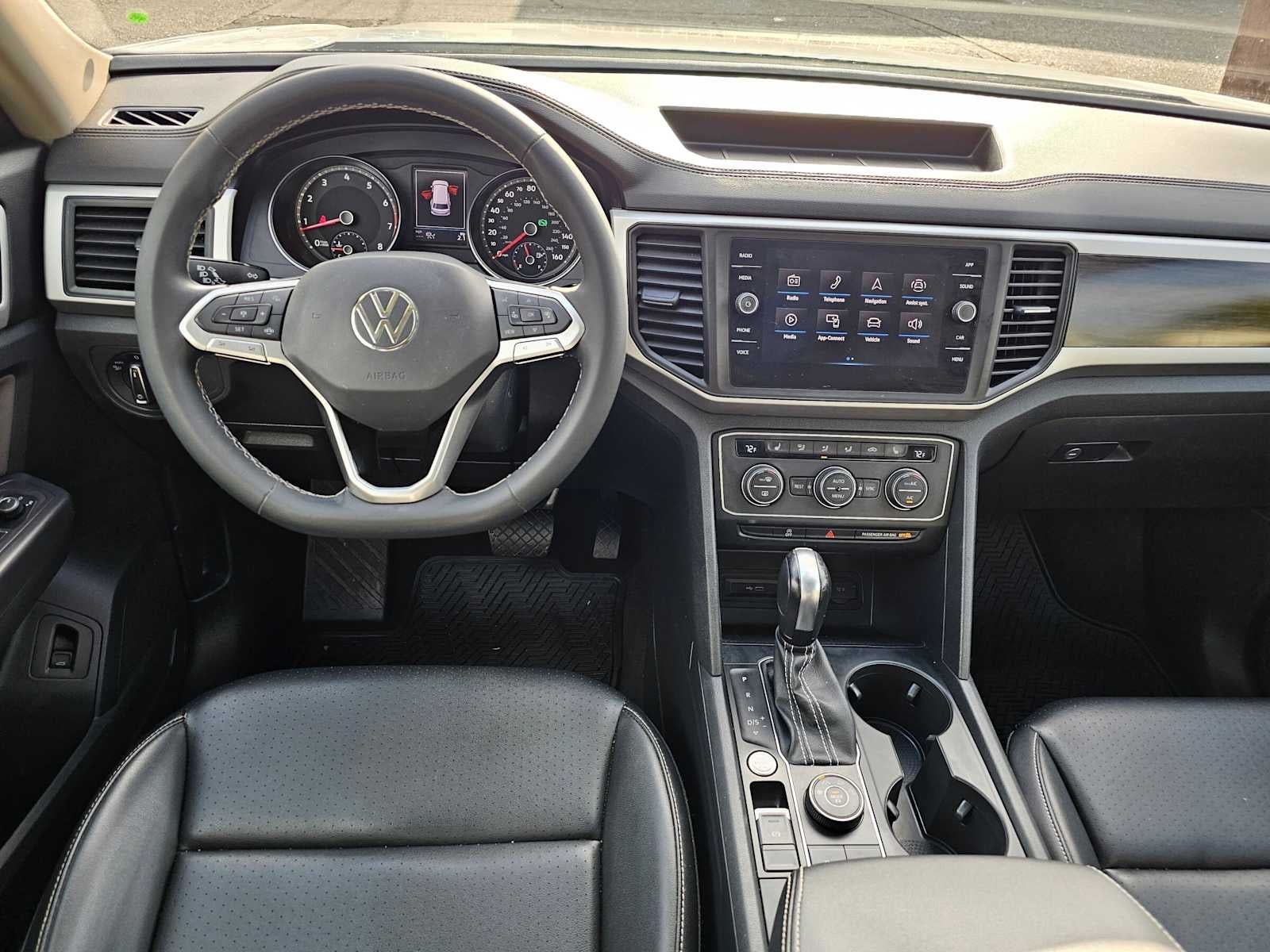 2021 Volkswagen Atlas 3.6L V6 SE w/Technology