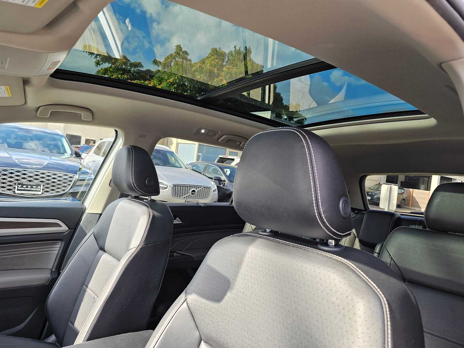2021 Volkswagen Atlas 3.6L V6 SE w/Technology