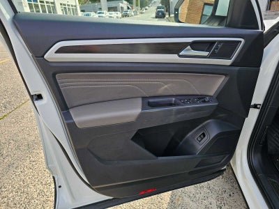 2021 Volkswagen Atlas 3.6L V6 SE w/Technology