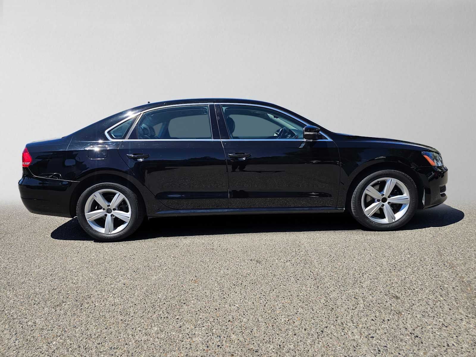 2013 Volkswagen Passat SE