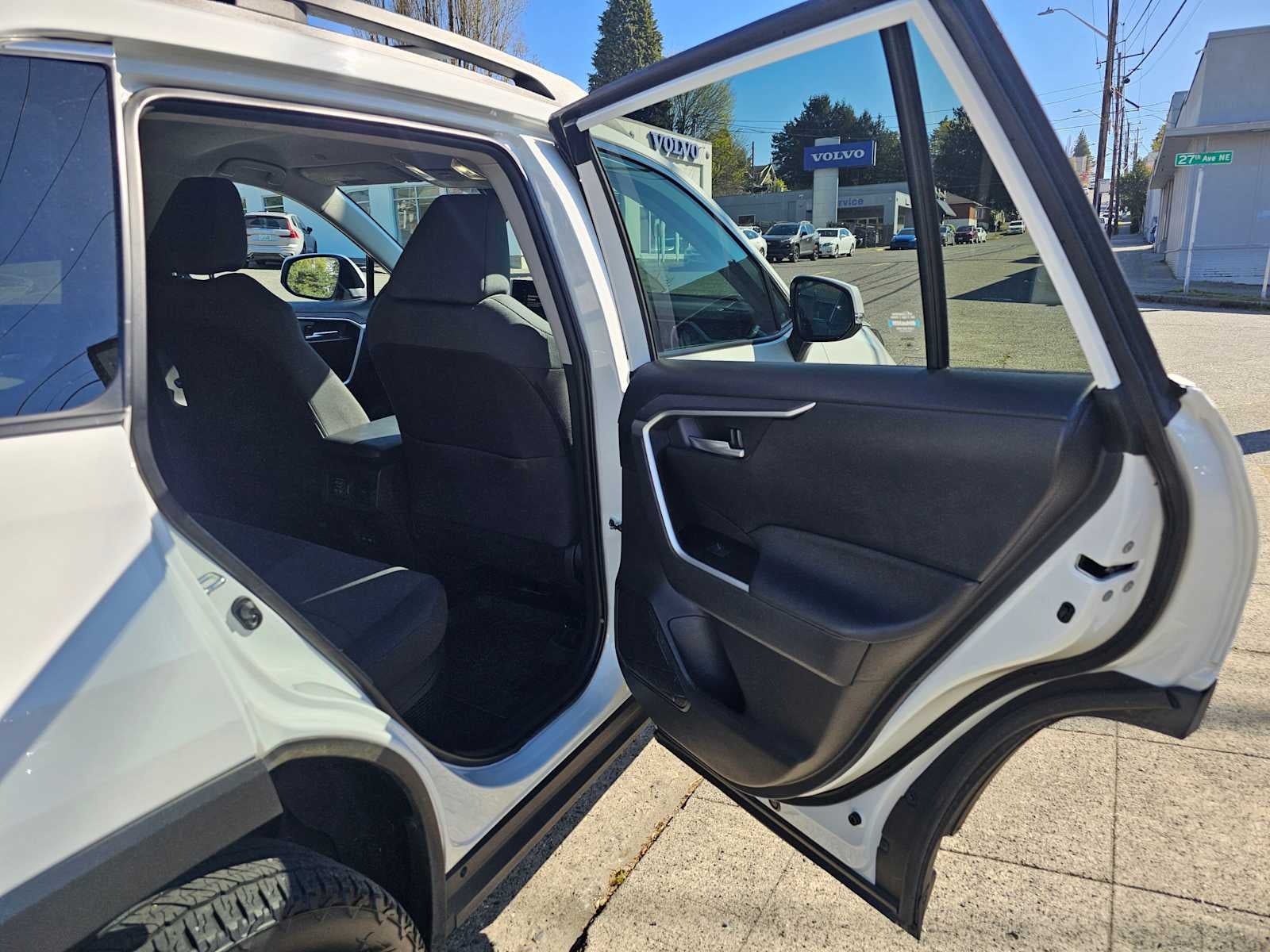 2023 Toyota RAV4 Hybrid Woodland