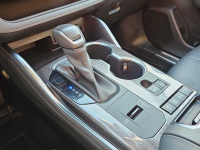 2021 Toyota Highlander Hybrid Platinum
