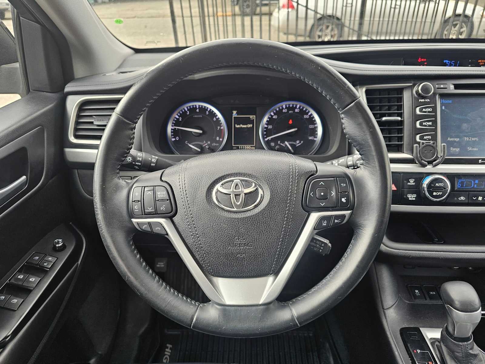 2017 Toyota Highlander SE