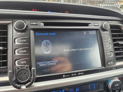 2017 Toyota Highlander SE