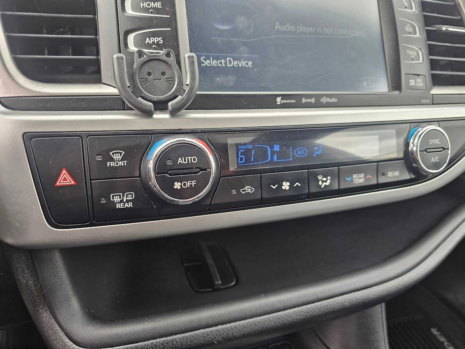 2017 Toyota Highlander SE